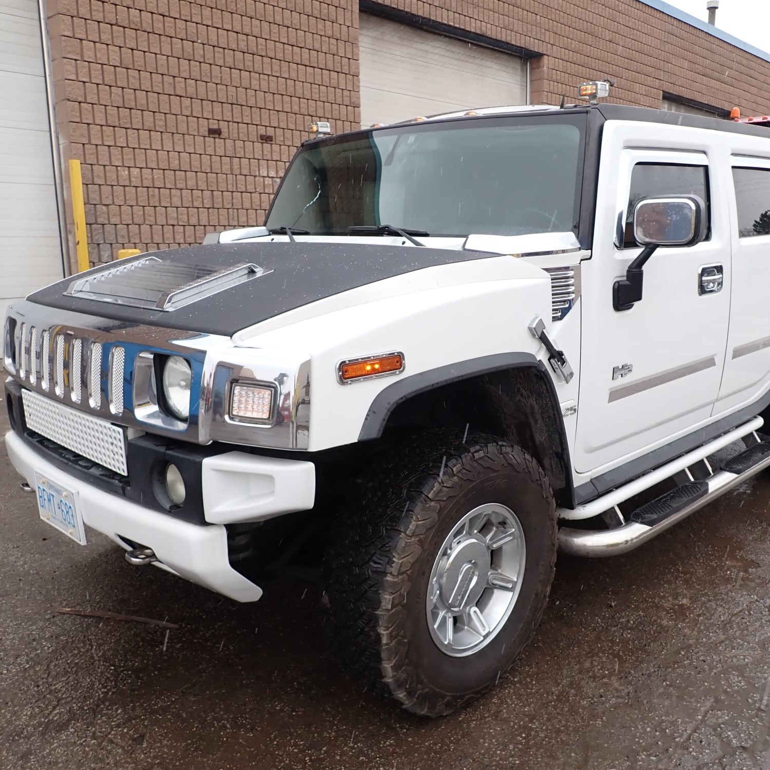 Hummer sold by online auction at Rapid-Sell