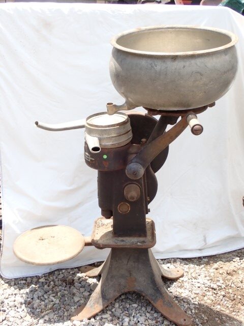 The Estate of Norm Ross McAlpine - Caledon | Auctions Ontario | Auctions Ontario | Online Auctions