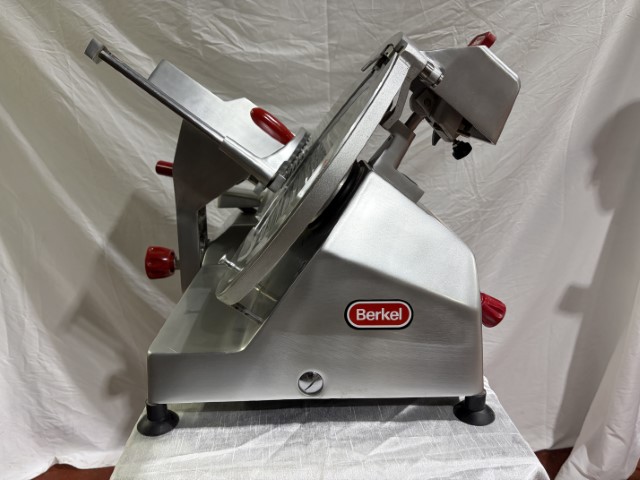 Auctions Ontario | Auctions Ontario | Online Auctions | Silvas Bakery Retirement Auction - Cambridge