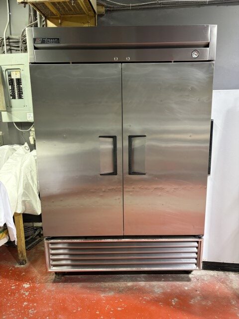 Auctions Ontario | Auctions Ontario | Online Auctions | Silvas Bakery Retirement Auction - Cambridge